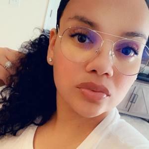 Meet your Posher, Jade